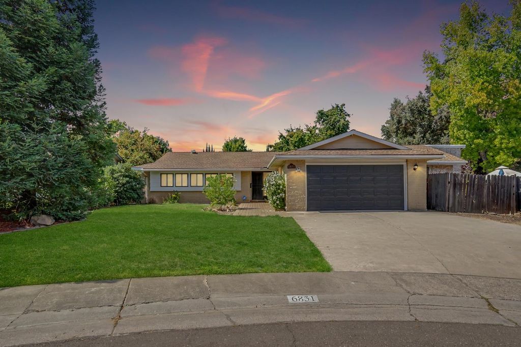6851 Albury St, Citrus Heights, CA 95621