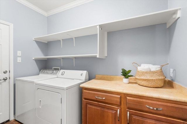 11208 Bastogne LOOP, Austin, TX 78739