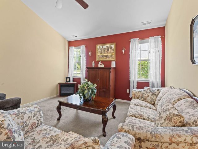 203 IDELWOOD WAY, Woodbury, NJ 08096