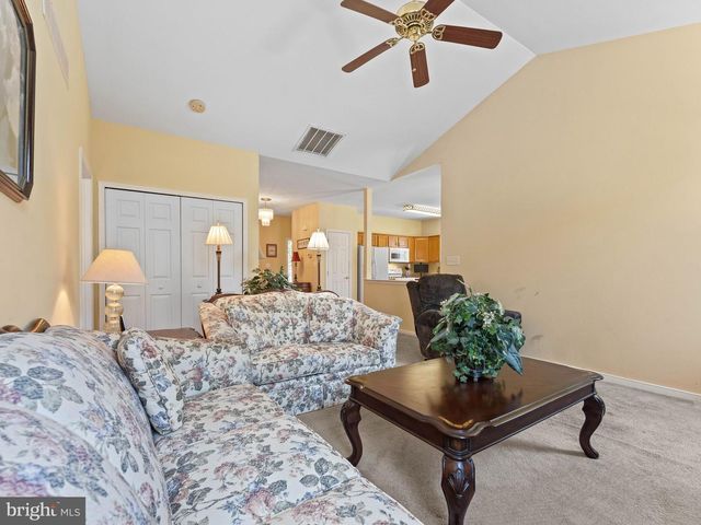 203 IDELWOOD WAY, Woodbury, NJ 08096