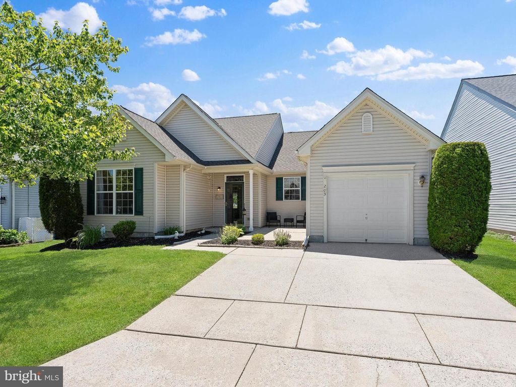 203 IDELWOOD WAY, Woodbury, NJ 08096