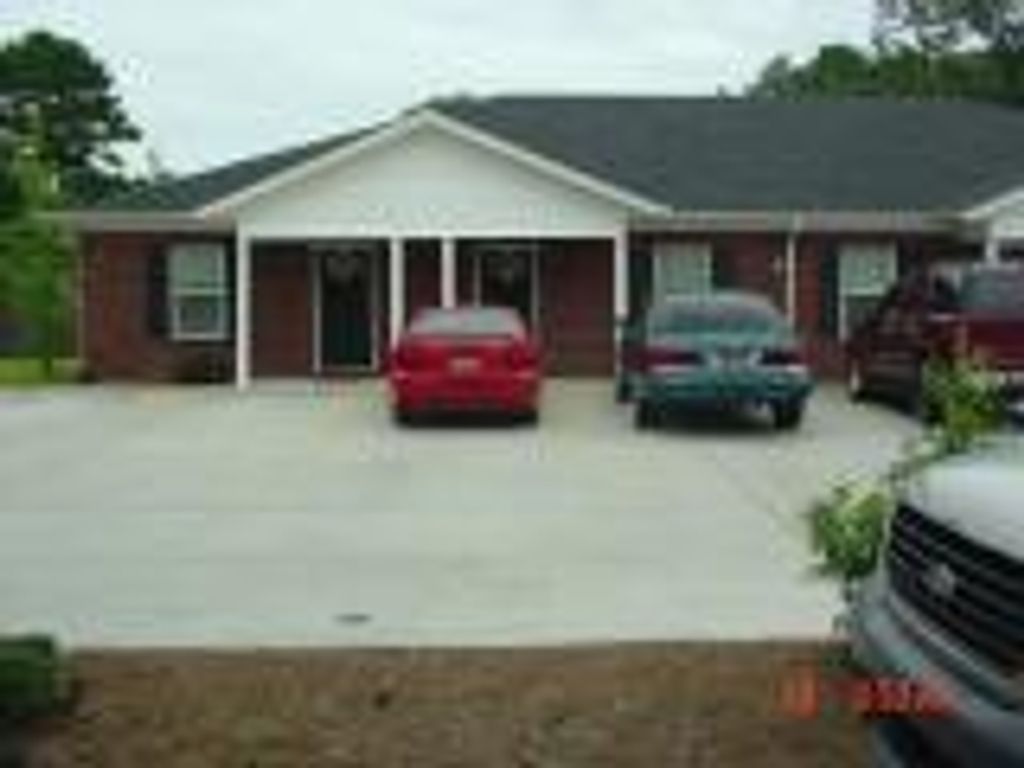 1113-8 Kelly Drive, Hinesville, GA 31313