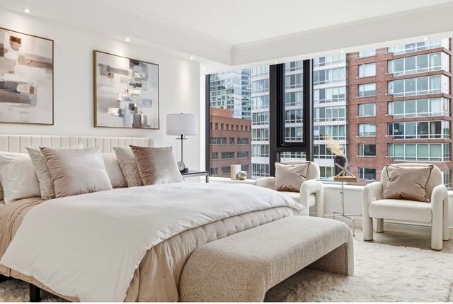220 Boylston 1004, Boston, MA 02116