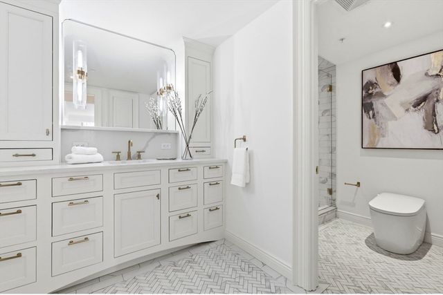 220 Boylston 1004, Boston, MA 02116