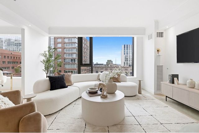 220 Boylston 1004, Boston, MA 02116