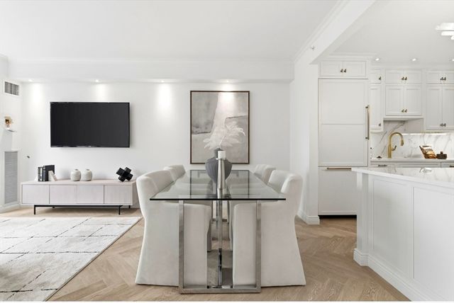 220 Boylston 1004, Boston, MA 02116