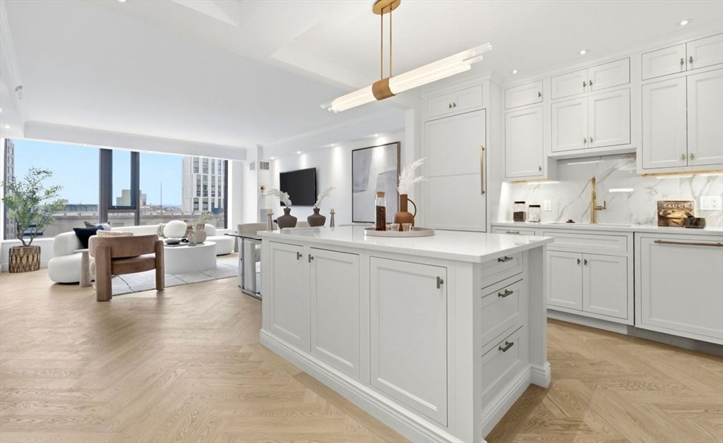 220 Boylston 1004, Boston, MA 02116