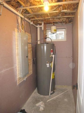 15 Blithewood Ave, Worcester, MA 01604