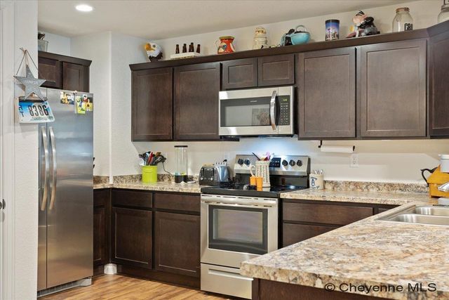 1540 RICHARD MARTIN DR, Cheyenne, WY 82007