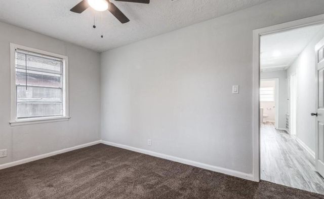 2821 1st Avenue N, Texas City, TX 77590
