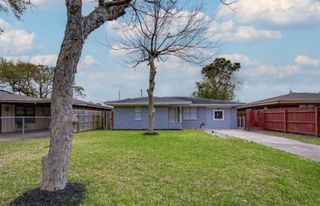 2821 1st Avenue N, Texas City, TX 77590