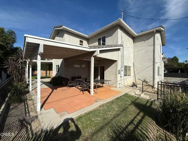 7011 N Liberty Drive, Los Angeles, CA 91405