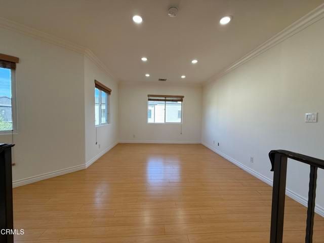 7011 N Liberty Drive, Los Angeles, CA 91405