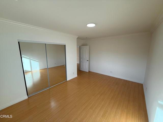 7011 N Liberty Drive, Los Angeles, CA 91405