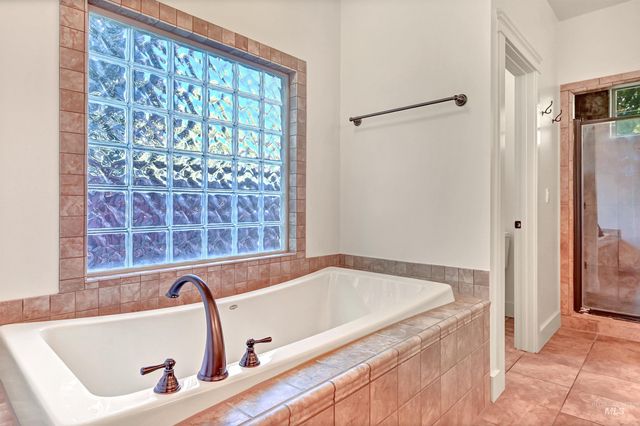 2089 W Grand Teton Drive, Meridian, ID 83646