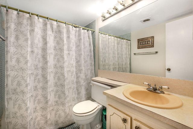 301 Preston H 301, Boca Raton, FL 33434