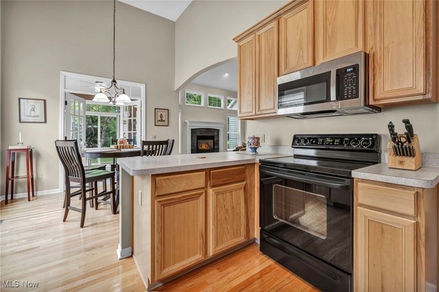 15447 Oak Hollow Lane, Strongsville, OH 44149