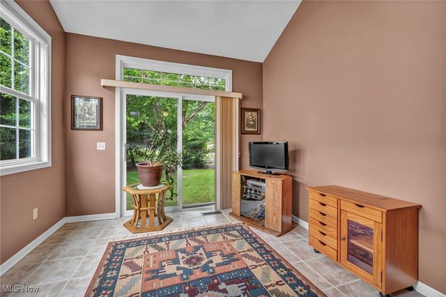 15447 Oak Hollow Lane, Strongsville, OH 44149