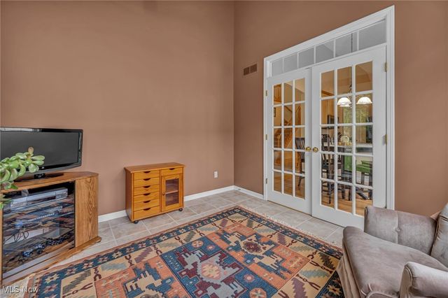 15447 Oak Hollow Lane, Strongsville, OH 44149