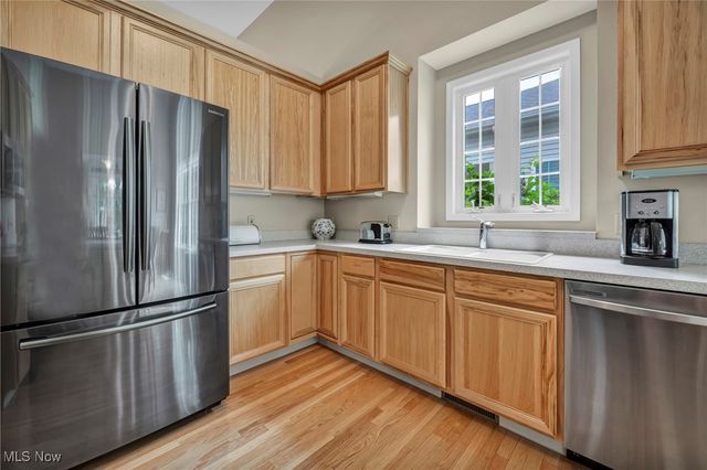 15447 Oak Hollow Lane, Strongsville, OH 44149