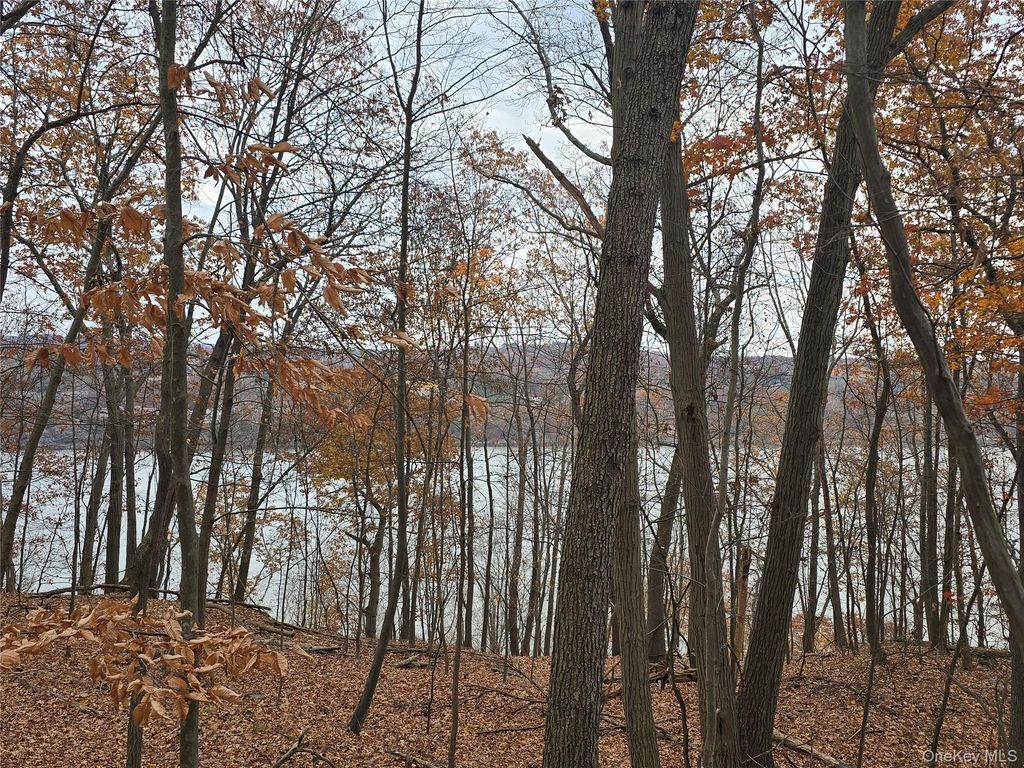 210 Bellevue Road, Highland, NY 12528