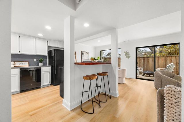 2743 Hampton Lane, Santa Cruz, CA 95065