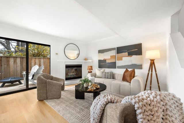 2743 Hampton Lane, Santa Cruz, CA 95065