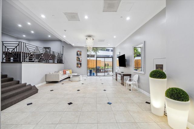 3350 Mccue Road 1201, Houston, TX 77056