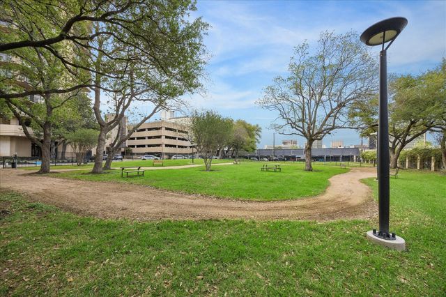 3350 Mccue Road 1201, Houston, TX 77056