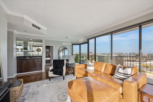 3350 Mccue Road 1201, Houston, TX 77056