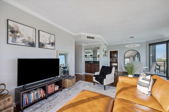 3350 Mccue Road 1201, Houston, TX 77056