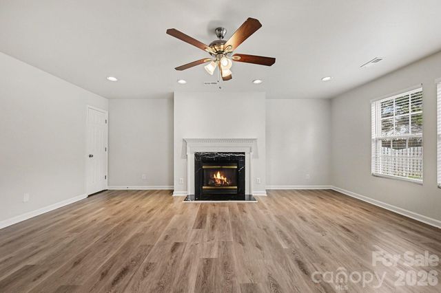 4031 Cameron Creek Drive, Matthews, NC 28105