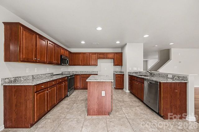 4031 Cameron Creek Drive, Matthews, NC 28105