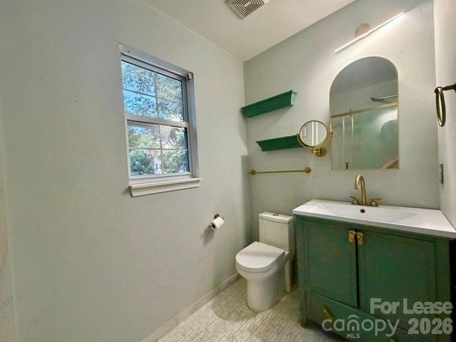 6105 Old Corral Street, Charlotte, NC 28277