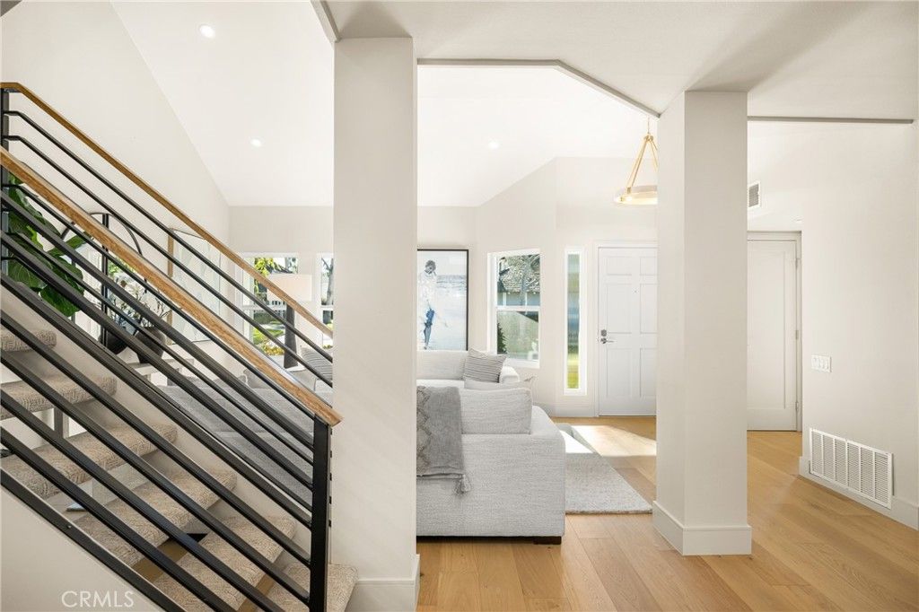 Image 10 of property listing at 11 Thunder Trail 6, Irvine, CA 92614