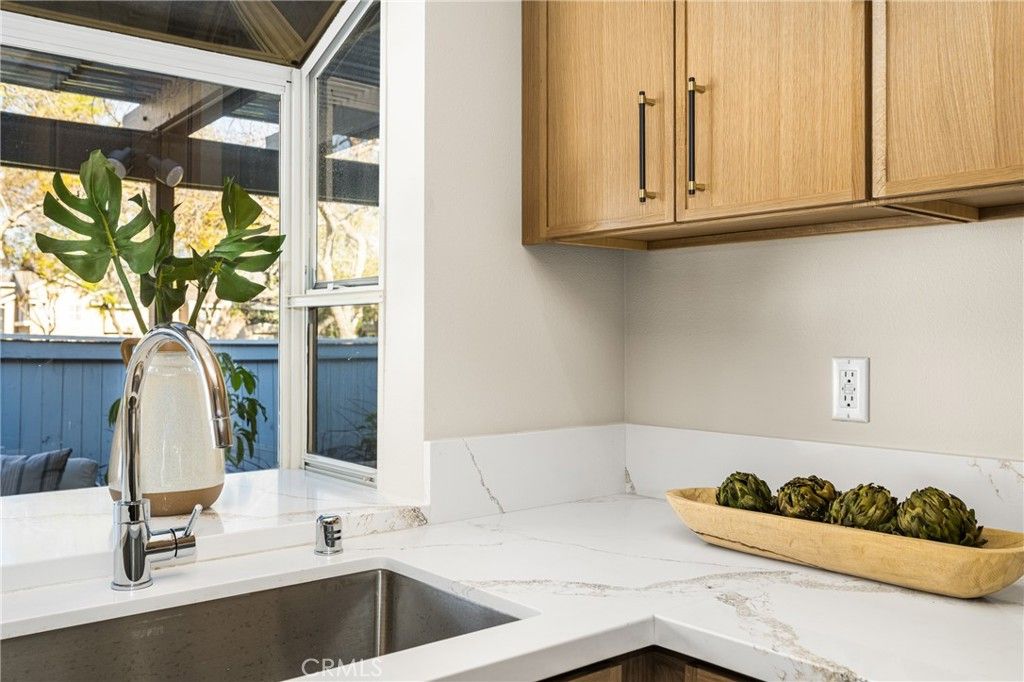 Image 26 of property listing at 11 Thunder Trail 6, Irvine, CA 92614