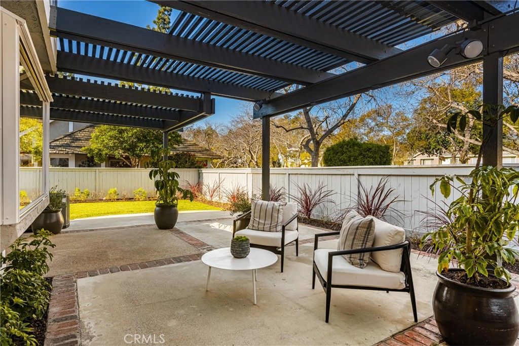 Image 29 of property listing at 11 Thunder Trail 6, Irvine, CA 92614