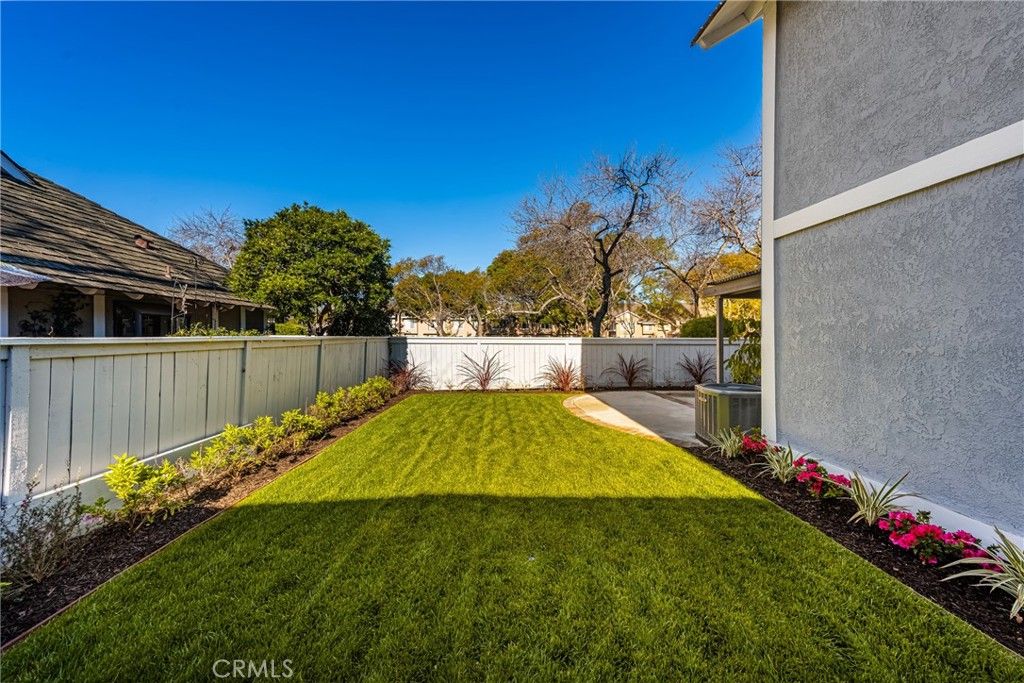 Image 33 of property listing at 11 Thunder Trail 6, Irvine, CA 92614