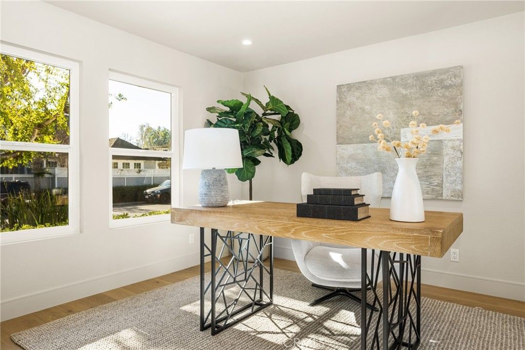 Image 41 of property listing at 11 Thunder Trail 6, Irvine, CA 92614