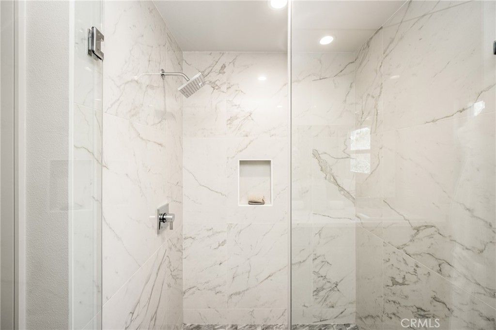 Image 56 of property listing at 11 Thunder Trail 6, Irvine, CA 92614