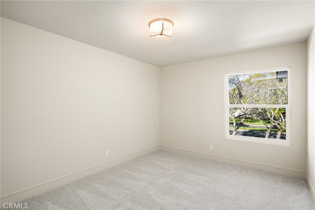 Image 60 of property listing at 11 Thunder Trail 6, Irvine, CA 92614