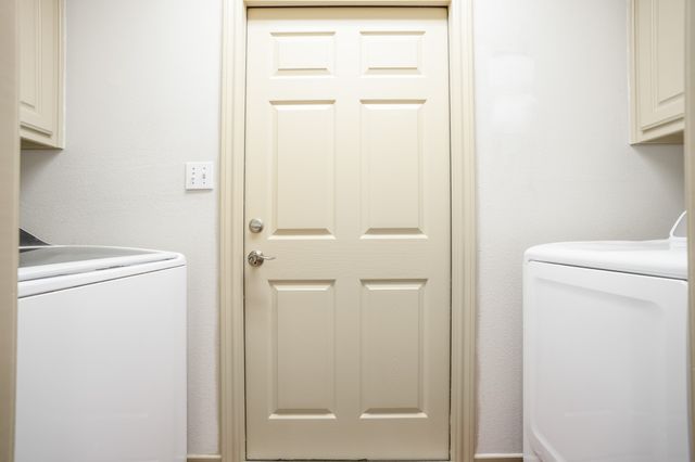 12213 Rolling Oaks Drive, Whitney, TX 76692