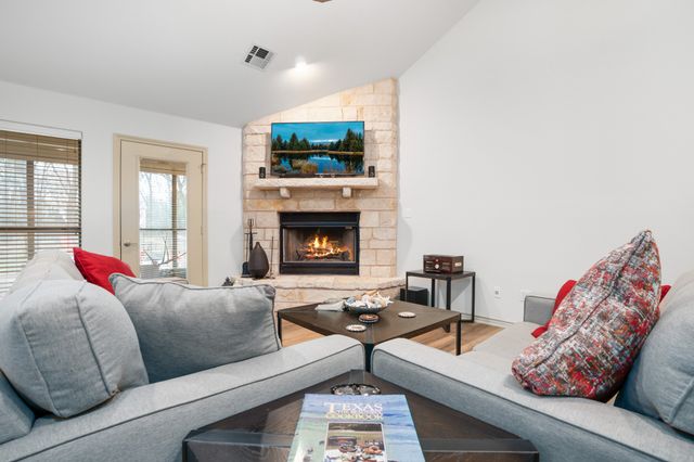 12213 Rolling Oaks Drive, Whitney, TX 76692