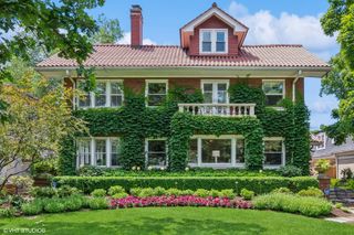 938 Edgemere Court, Evanston, IL 60202