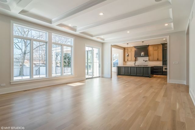 769 S Prospect Avenue, Elmhurst, IL 60126