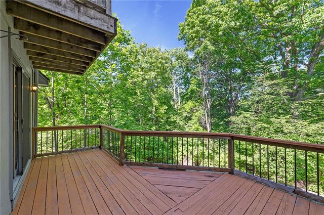 616 NW 42nd Terrace, Kansas City, MO 64116
