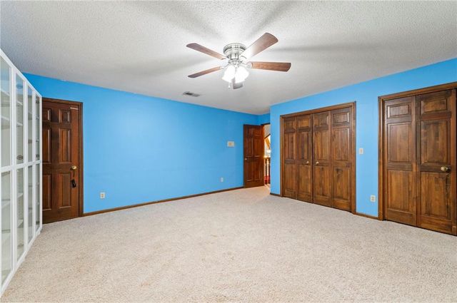 616 NW 42nd Terrace, Kansas City, MO 64116