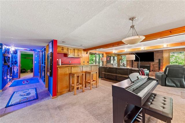 616 NW 42nd Terrace, Kansas City, MO 64116