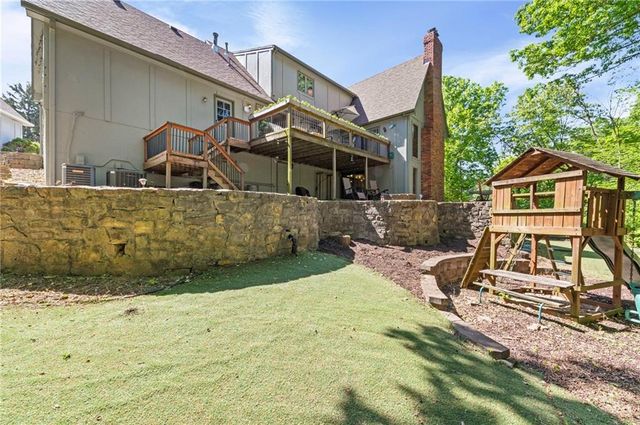 616 NW 42nd Terrace, Kansas City, MO 64116