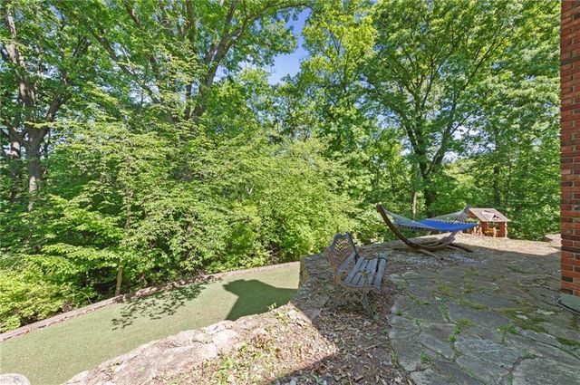616 NW 42nd Terrace, Kansas City, MO 64116